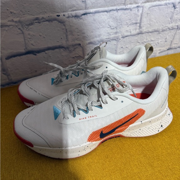 Nike Juniper Trail 3 Running Shoes, Size 10.5 - Picture 2 of 7